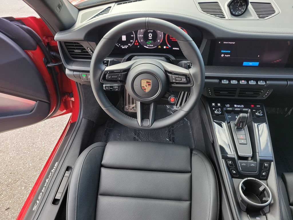 Certified 2025 Porsche 911 Targa 4 GTS AWD/4WD image 21