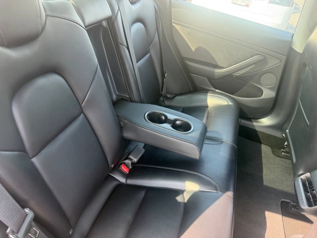 Used 2022 Tesla Model 3 Long Range AWD/4WD image 42