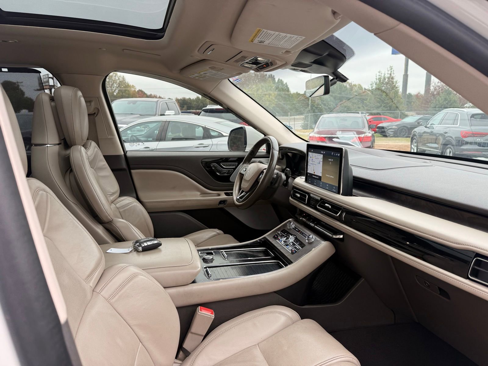 Used 2021 Lincoln Aviator Reserve w/ Equipment Group 210A image 31