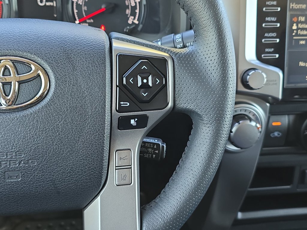 Used 2022 Toyota 4Runner SR5 Premium w/ Moonroof Package AWD/4WD image 20