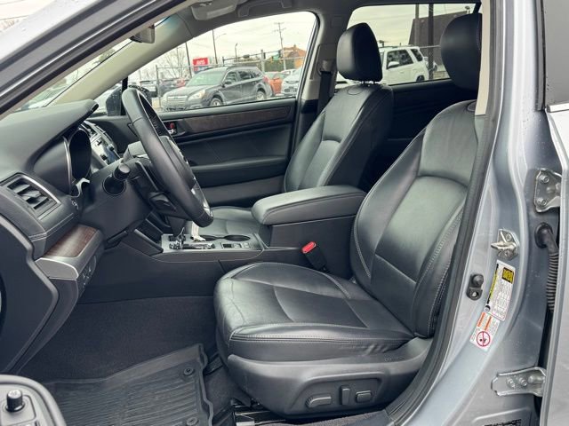 Used 2019 Subaru Outback 2.5i Limited w/ Popular Package #2 image 12