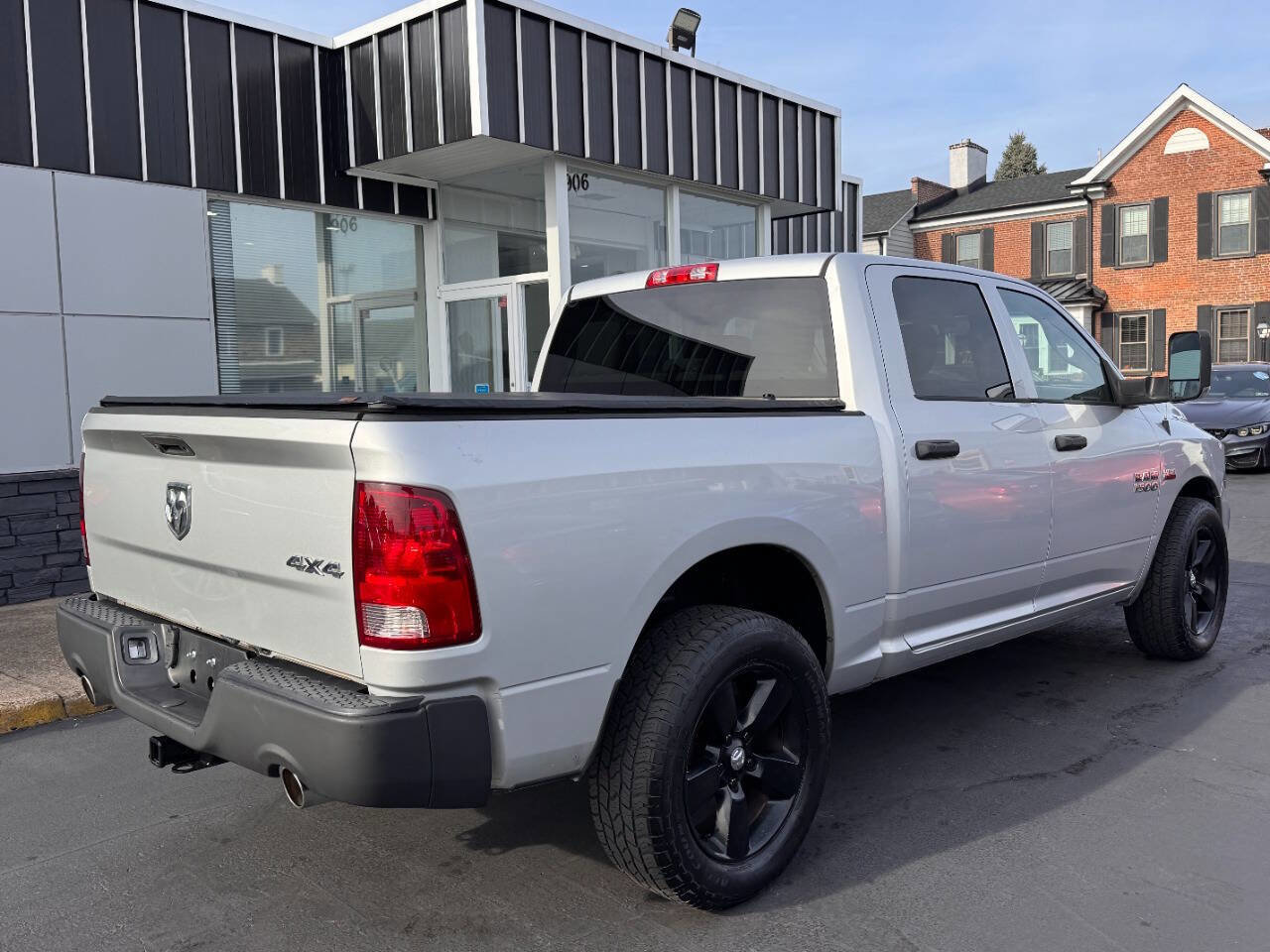 Used 2014 RAM 1500 Express image 8