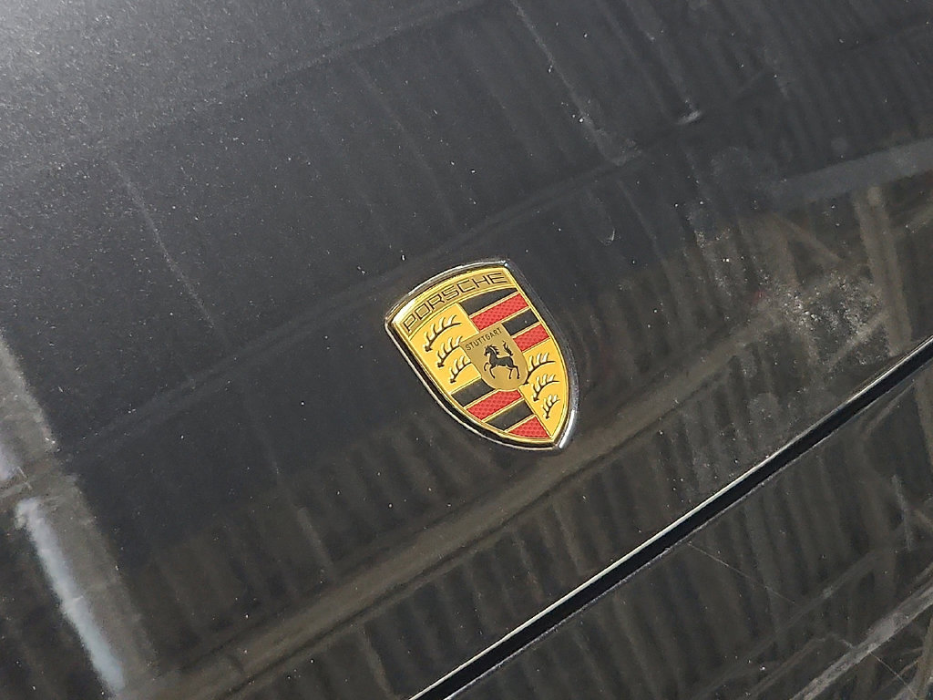 Used 2025 Porsche Panamera 4 AWD/4WD image 31