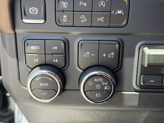 New 2026 Chevrolet Tahoe High Country AWD/4WD image 29