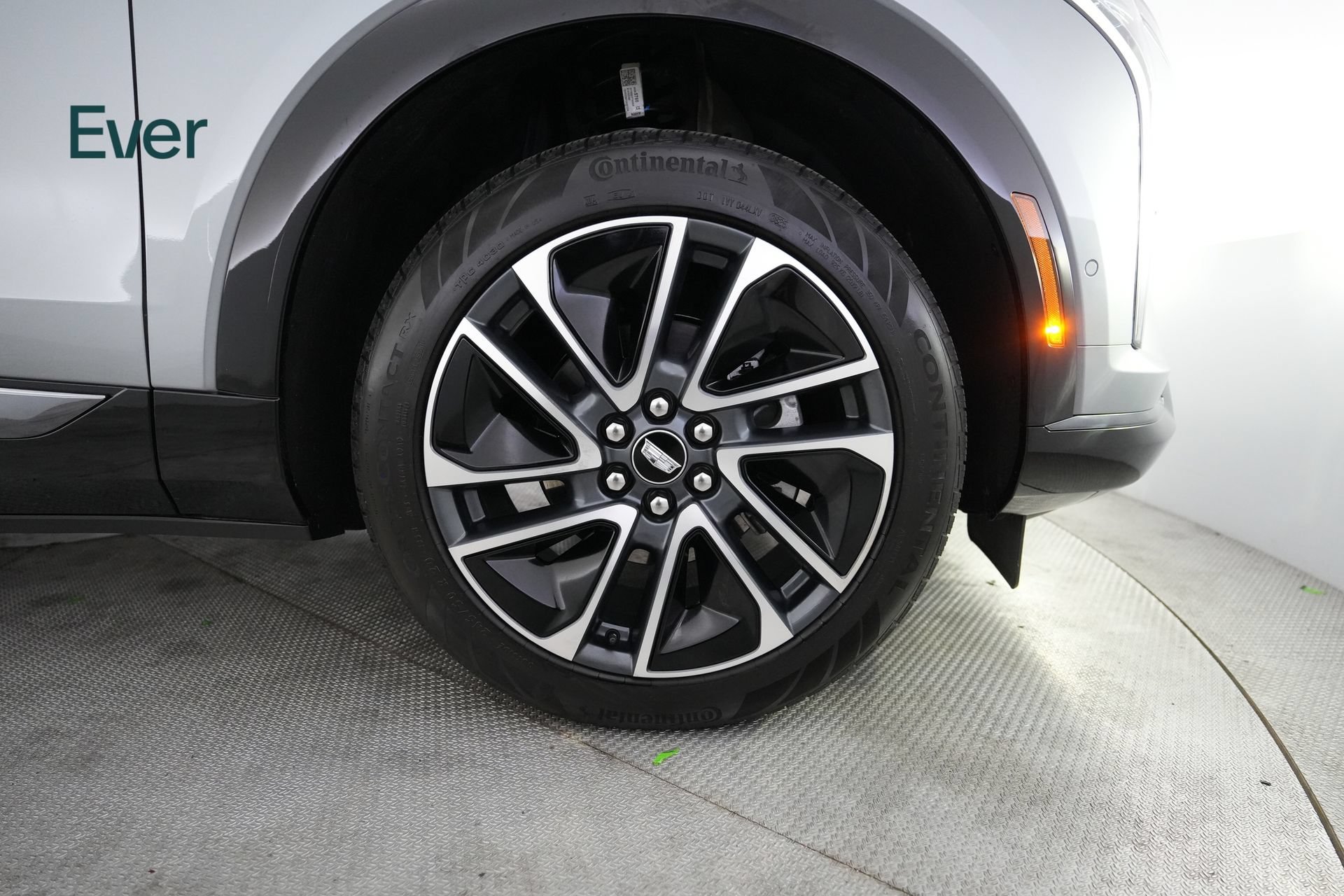 Used 2026 Cadillac Optiq Sport 1 w/ LPO, Floor Liner Package RWD image 20