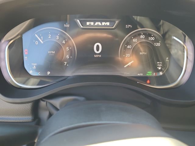 New 2026 RAM 1500 4x4 Crew Cab image 10