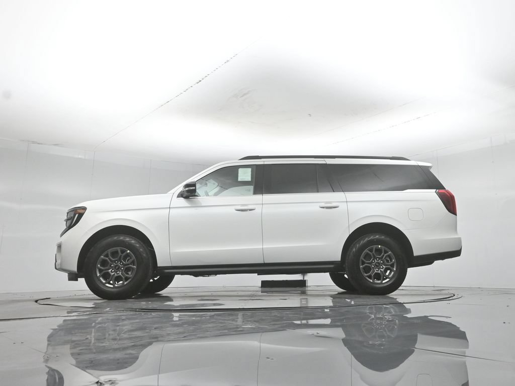 New 2027 Ford Expedition Max Active RWD image 7
