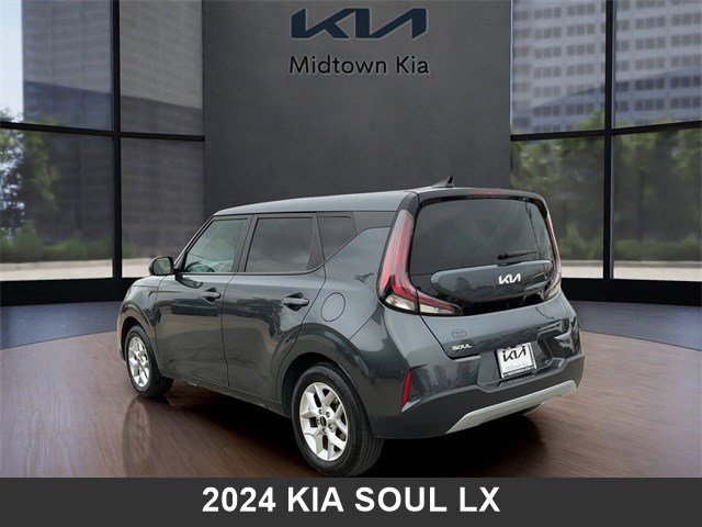 Used 2024 Kia Soul LX w/ Option Group 015 image 5