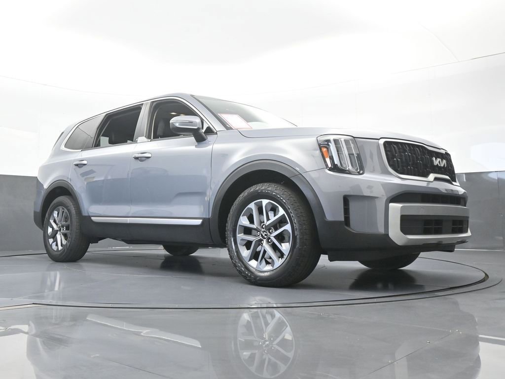 Used 2024 Kia Telluride LX FWD image 64