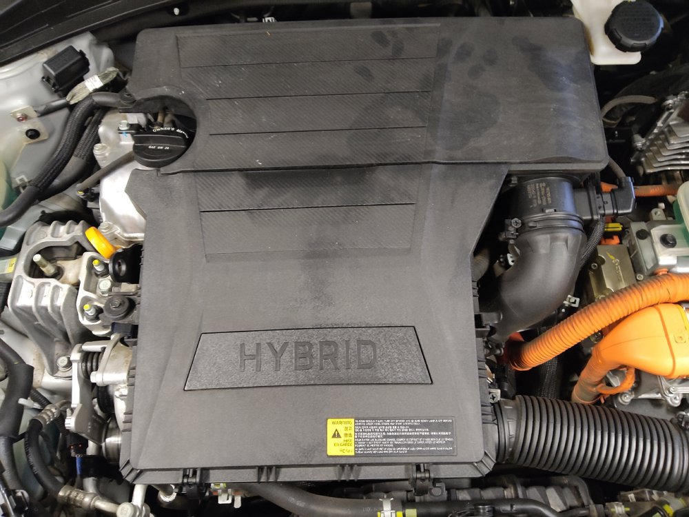 Used 2020 Hyundai Ioniq Blue FWD image 30