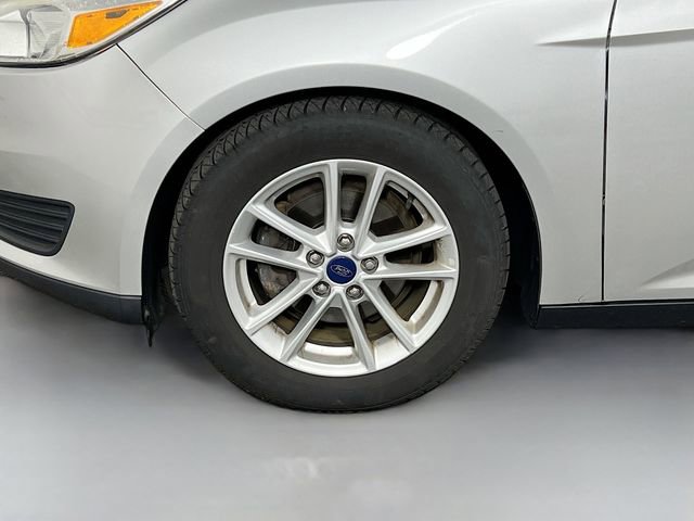Used 2017 Ford Focus SE FWD image 7