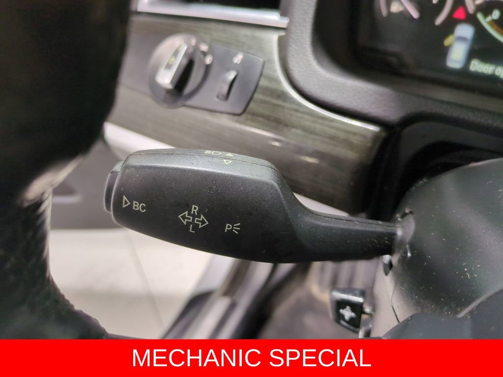 Used 2015 BMW 550i Gran Turismo xDrive image 27