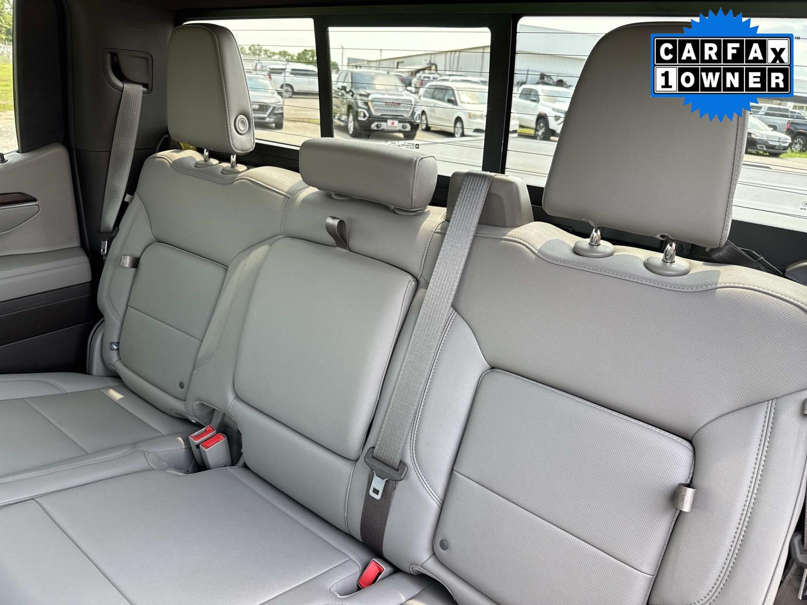 Used 2023 GMC Sierra 1500 SLT w/ SLT Premium Plus Package AWD/4WD image 17
