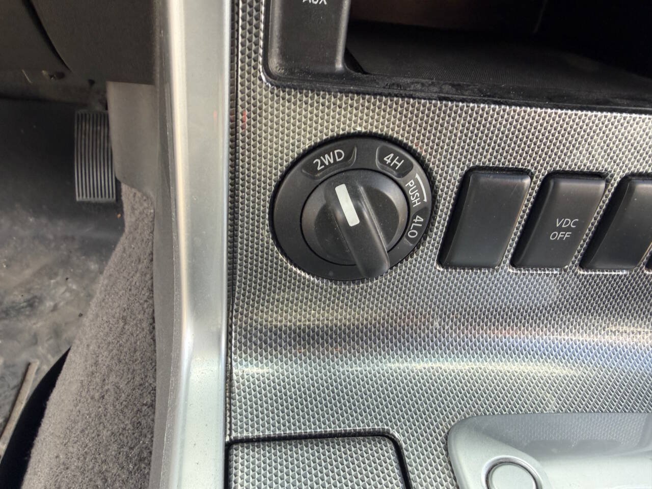 Used 2008 Nissan Pathfinder SE AWD/4WD image 15