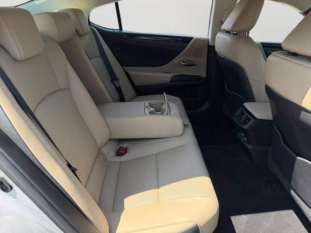 Used 2021 Lexus ES 250 w/ Premium Package AWD/4WD image 9
