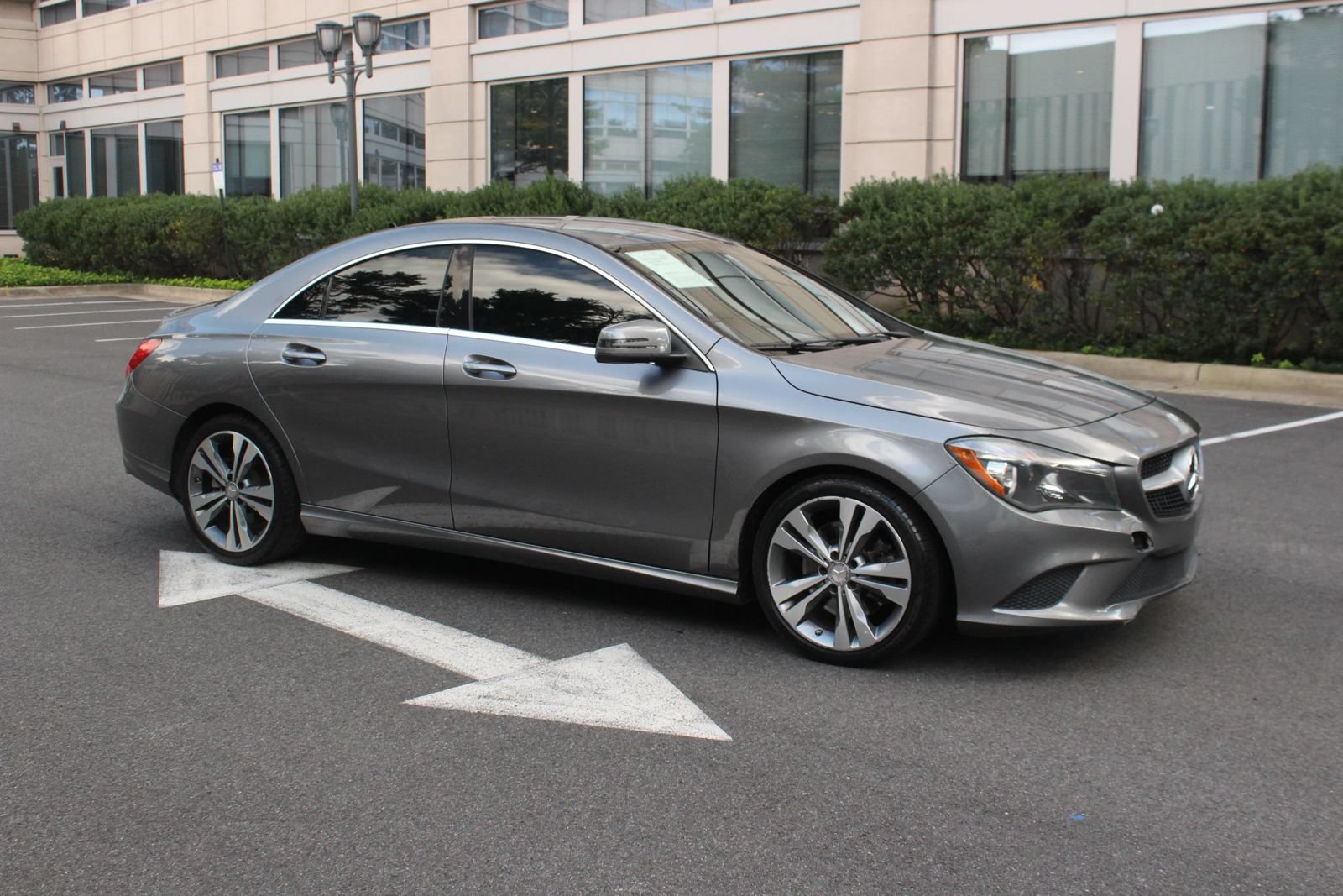 Used 2016 Mercedes-Benz CLA 250 image 2
