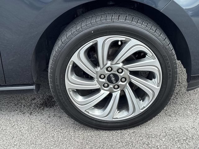 Certified 2024 Lincoln Navigator Reserve AWD/4WD image 9