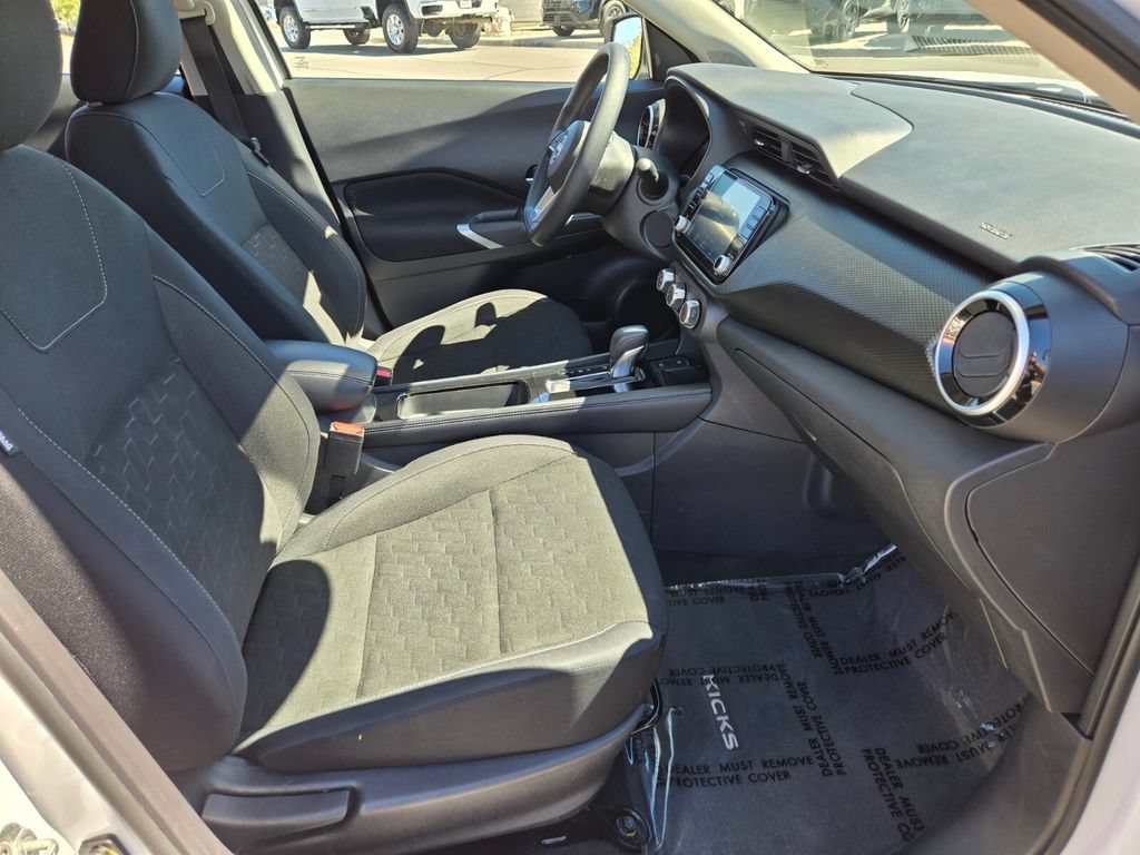 Certified 2024 Nissan Kicks SV w/ Interior Electronics Package FWD image 22