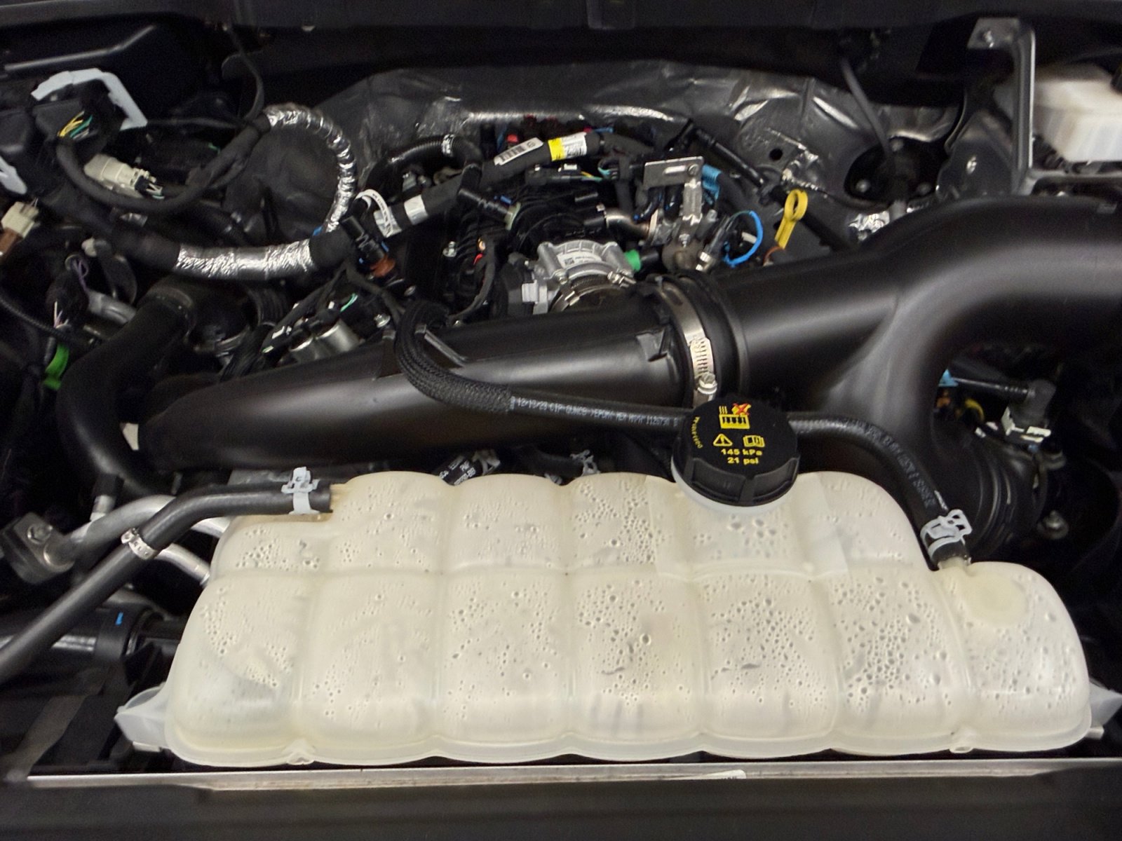 Used 2024 Ford F150 XLT w/ FX4 Off-Road Package AWD/4WD image 29