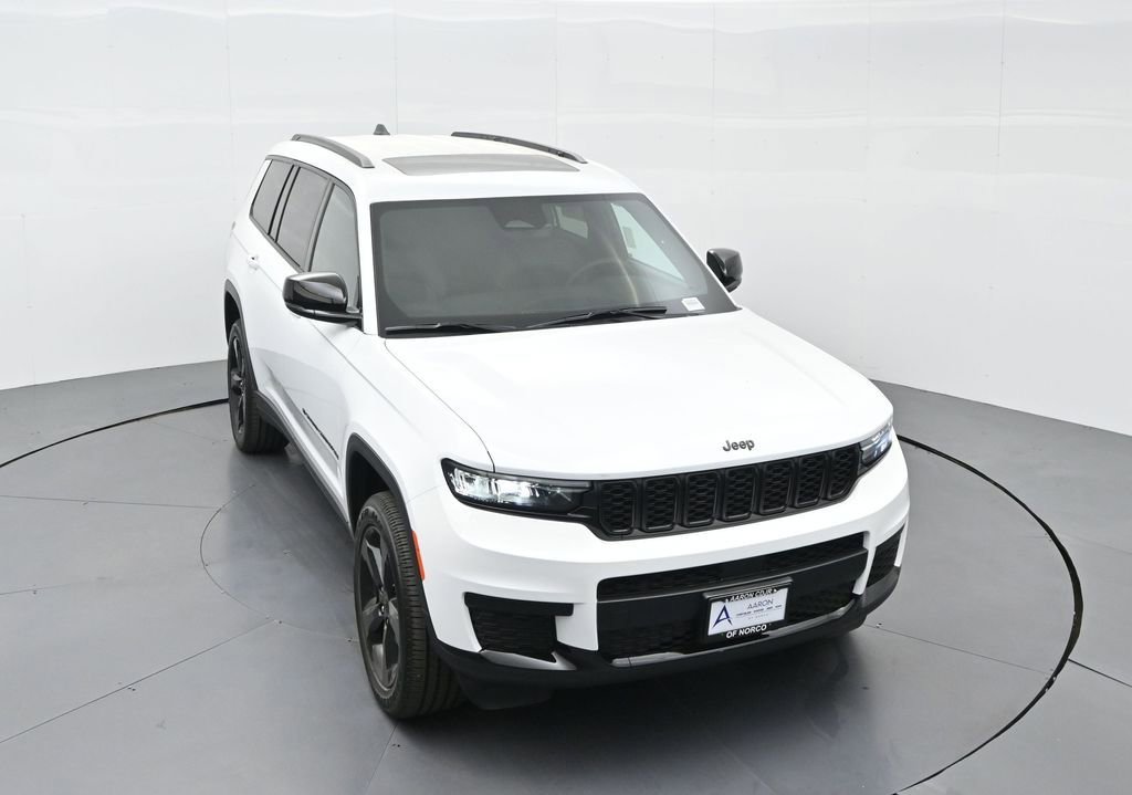 New 2025 Jeep Grand Cherokee L Altitude image 48