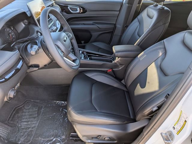 New 2026 Jeep Compass Limited image 11