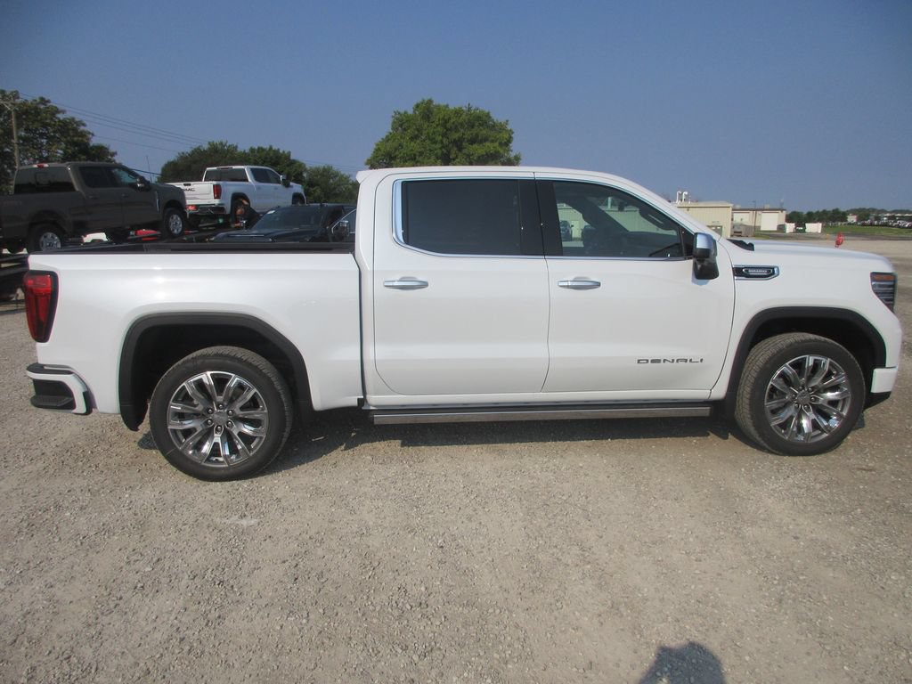 New 2026 GMC Sierra 1500 Denali w/ Denali Reserve Package AWD/4WD image 3