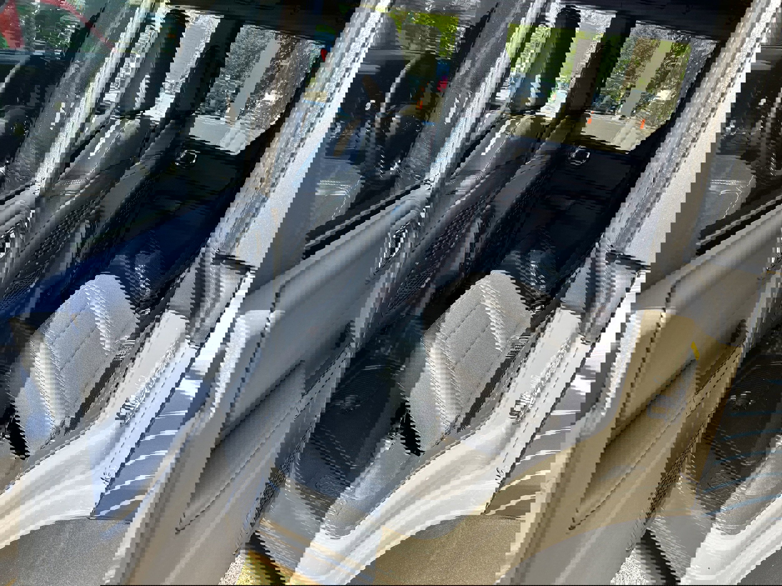 New 2025 Ford Bronco Badlands image 39