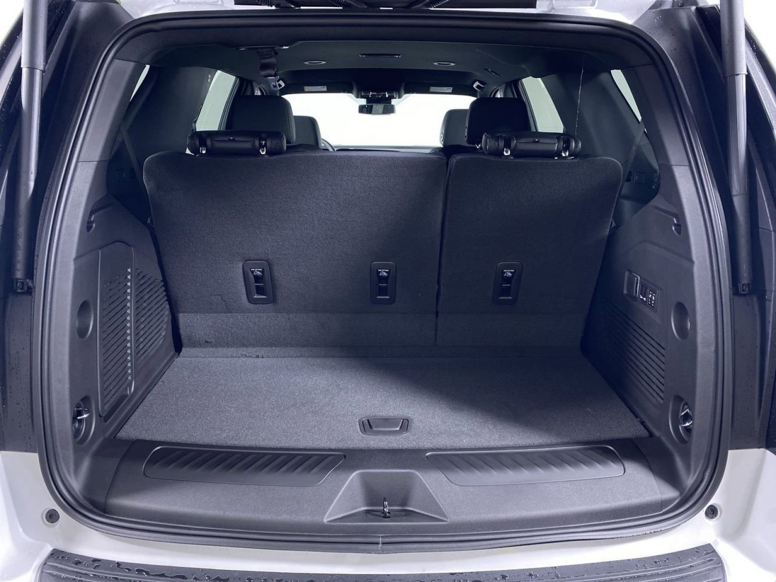 New 2026 Chevrolet Tahoe LT w/ Comfort Package AWD/4WD image 14