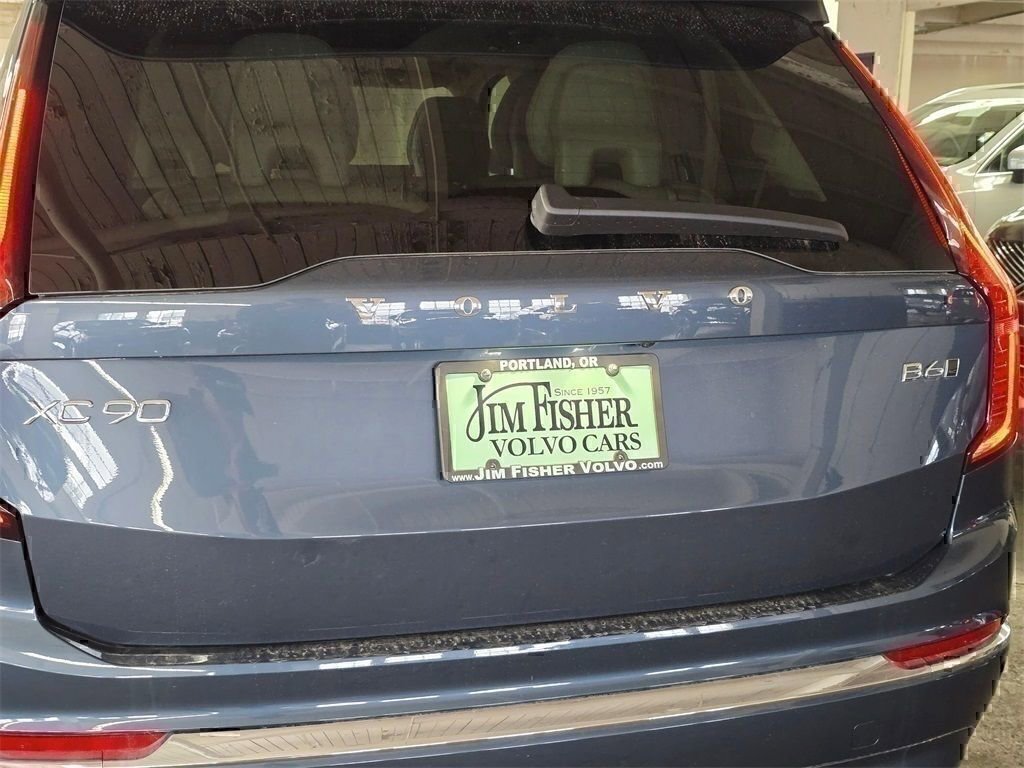 New 2026 Volvo XC90 B6 Ultra w/ Protection Package image 14