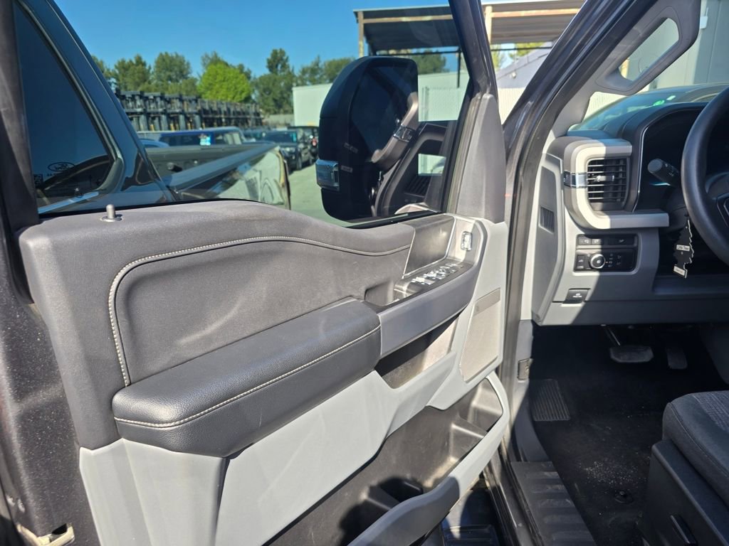 Used 2023 Ford F250 XLT w/ XLT Premium Package image 7