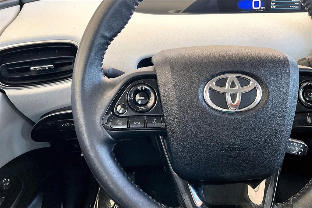Certified 2020 Toyota Prius Prime LE image 11