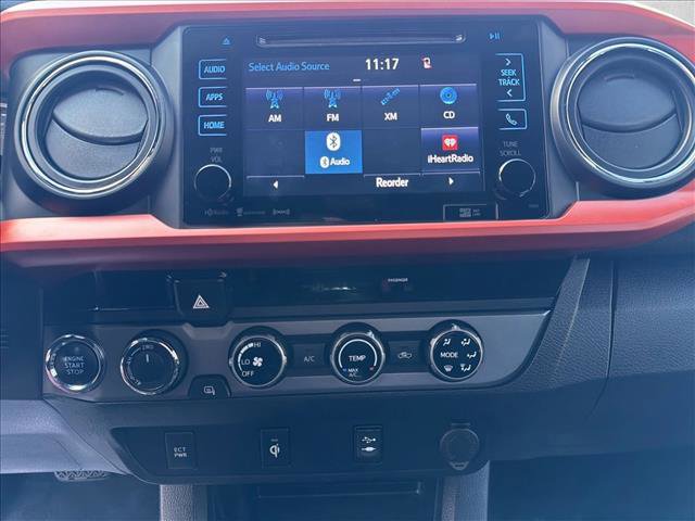 Used 2017 Toyota Tacoma TRD Sport w/ Tow Package (A/T) image 18