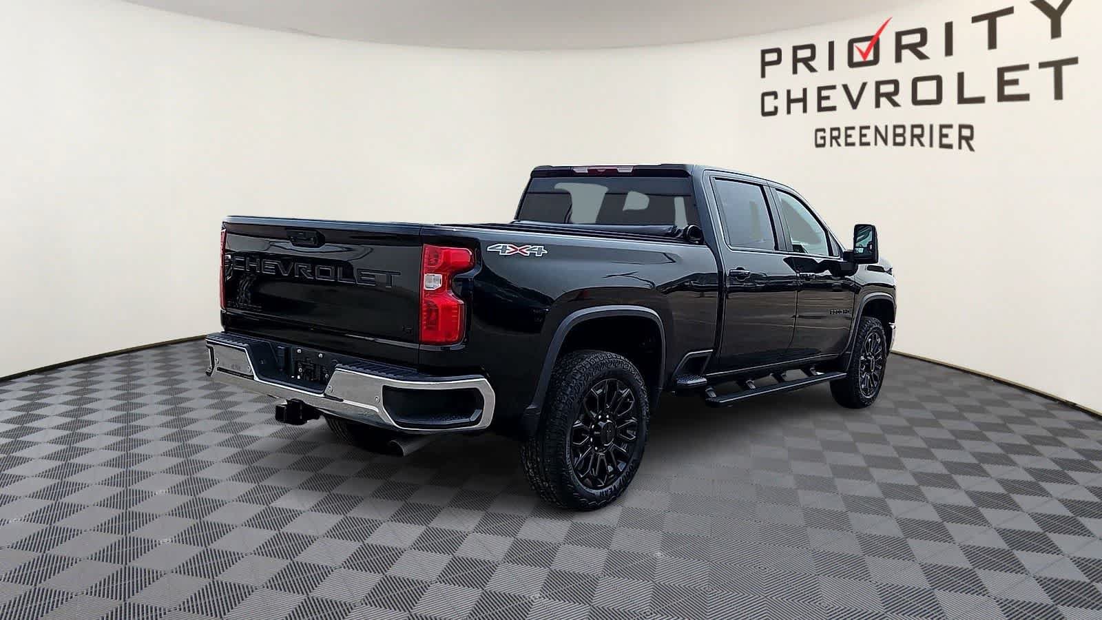 Used 2024 Chevrolet Silverado 2500 LT w/ All Star Edition AWD/4WD image 8