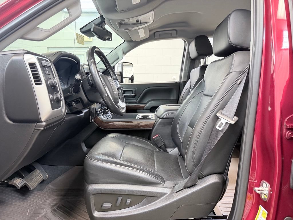 Used 2019 GMC Sierra 2500 SLT AWD/4WD image 16