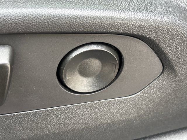 Used 2021 Chevrolet Tahoe LT image 23