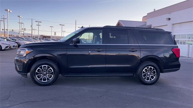 Used 2023 Ford Expedition Max XLT image 6