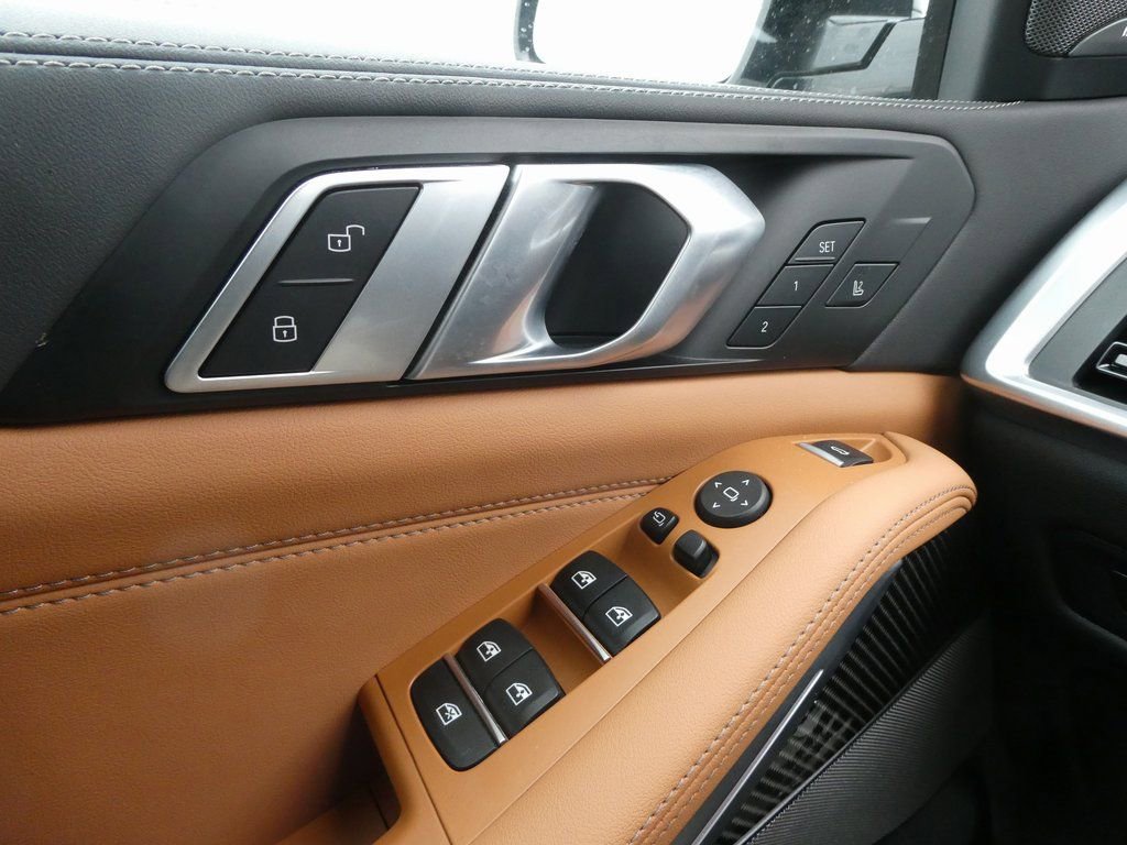 Used 2026 BMW X5 M60i AWD/4WD image 59