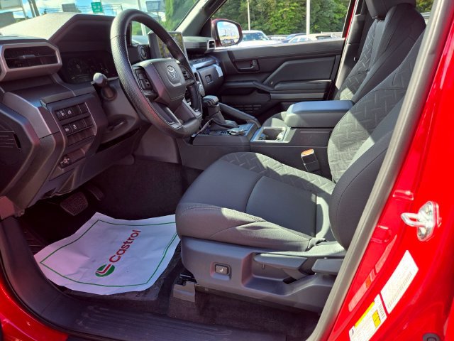 Used 2026 Toyota Tacoma SR5 AWD/4WD image 10