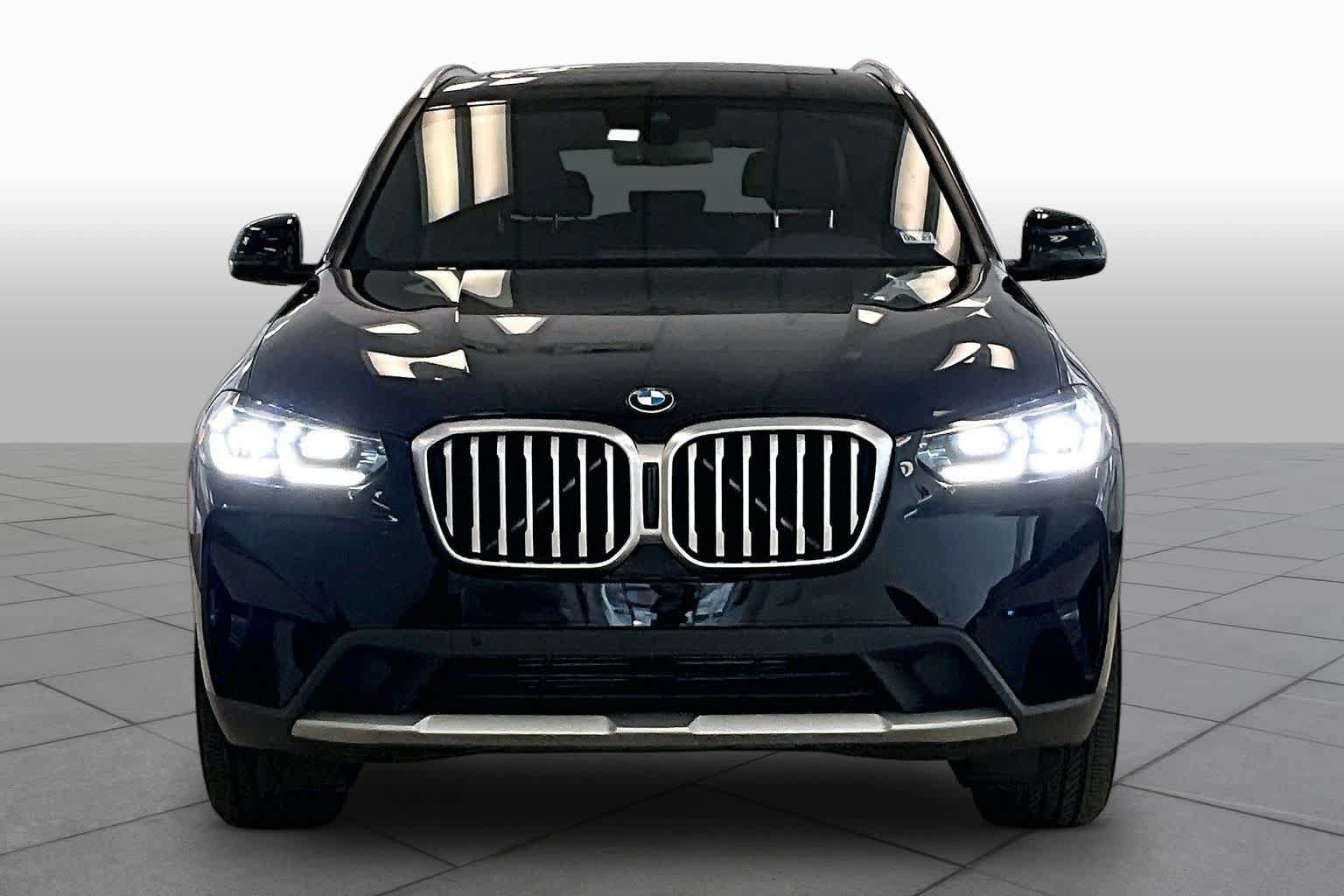 Used 2023 BMW X3 sDrive30i w/ Convenience Package RWD image 3