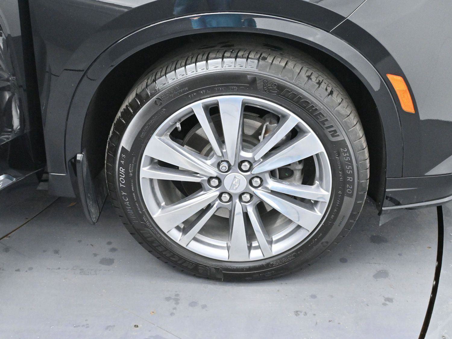 Certified 2024 Cadillac XT6 Premium Luxury image 37