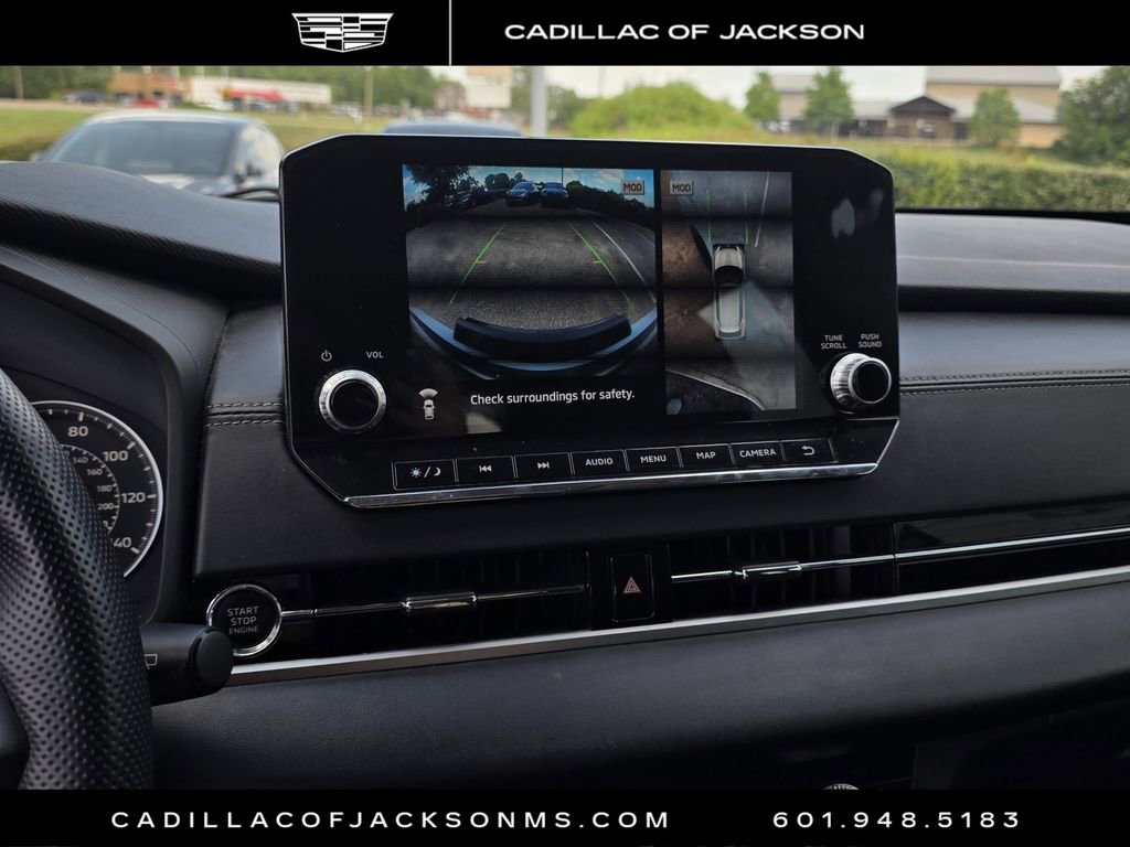 Used 2023 Mitsubishi Outlander SE image 13