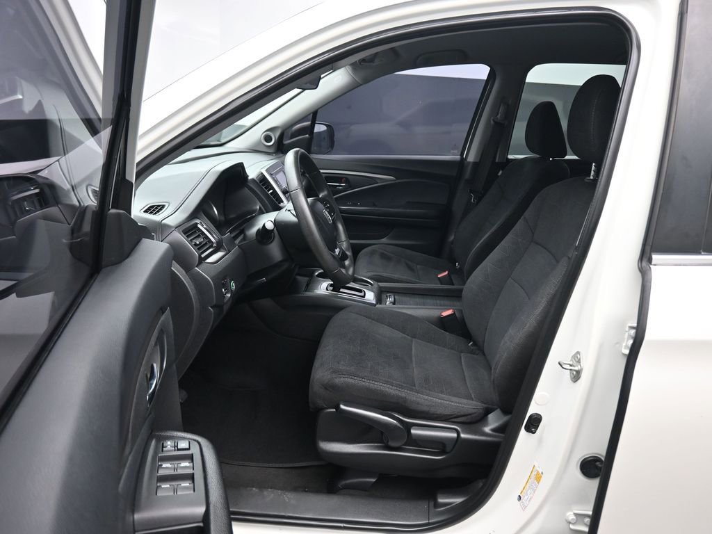 Used 2019 Honda Pilot LX image 12