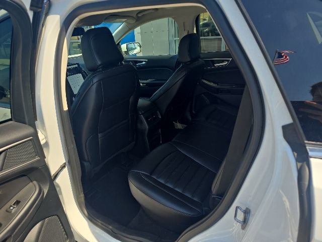 Used 2024 Ford Edge SEL AWD/4WD image 29
