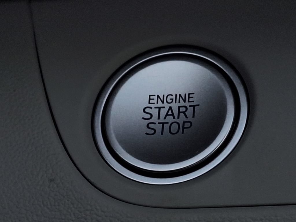 New 2026 Hyundai Elantra Limited FWD image 23