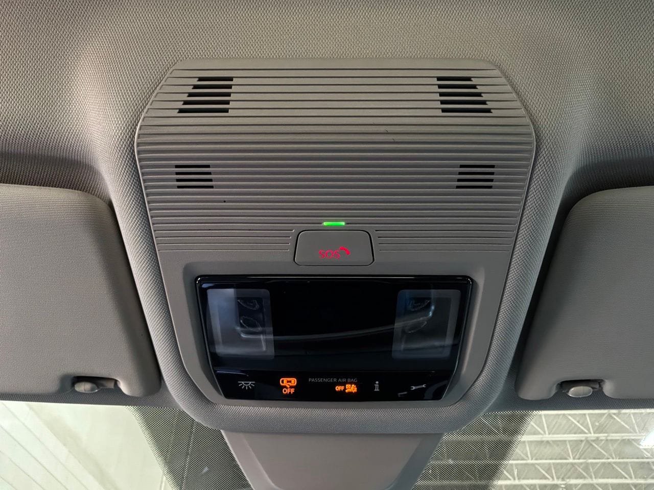 Used 2026 Volkswagen Atlas SE FWD image 18