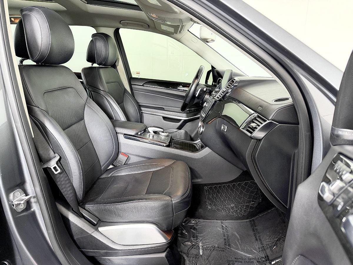 Used 2018 Mercedes-Benz GLS 550 4MATIC image 54