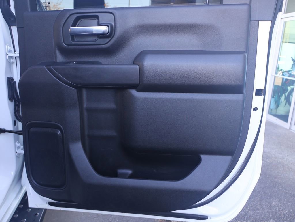 Used 2023 Chevrolet Silverado 3500 LT w/ Convenience Package AWD/4WD image 32