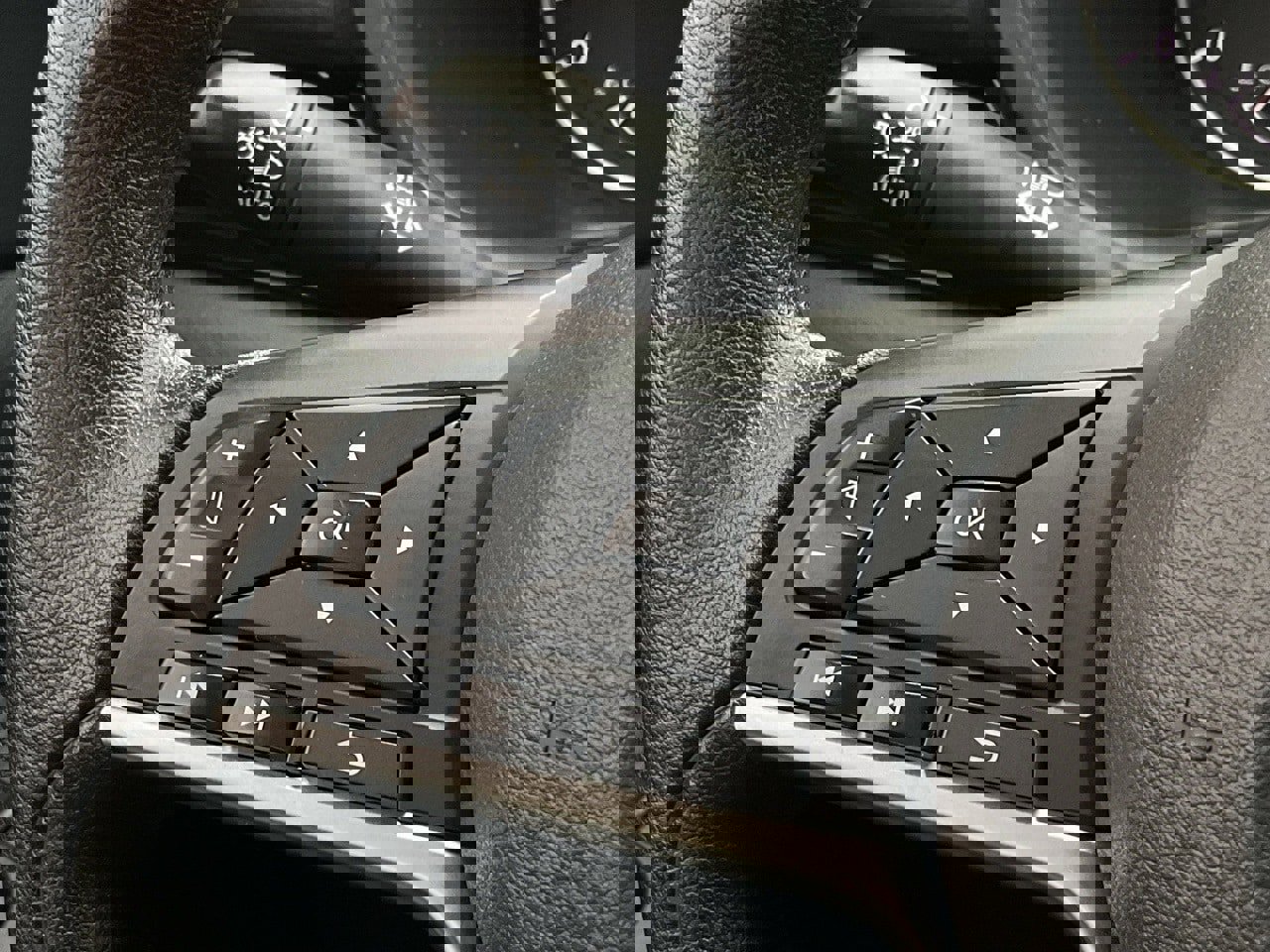 Used 2024 Nissan Sentra SV image 22