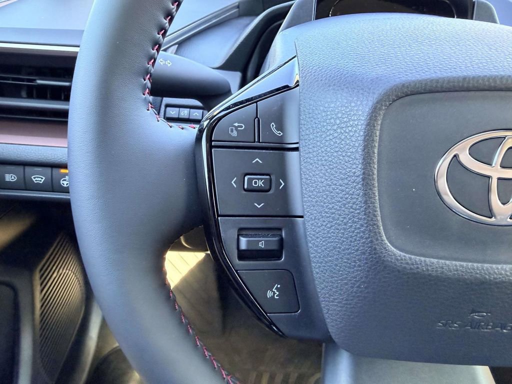New 2026 Toyota Prius Plug-In Hybrid FWD image 8