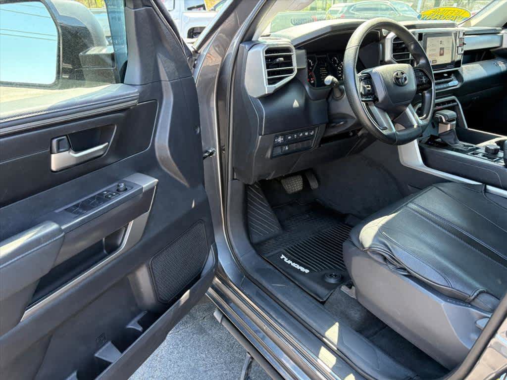 Used 2023 Toyota Tundra SR5 w/ SR5 Convenience Package AWD/4WD image 20